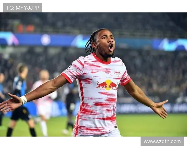 埃苏戈伤停拉维亚回归成焦点 埃苏戈伤停拉维亚回归成焦点